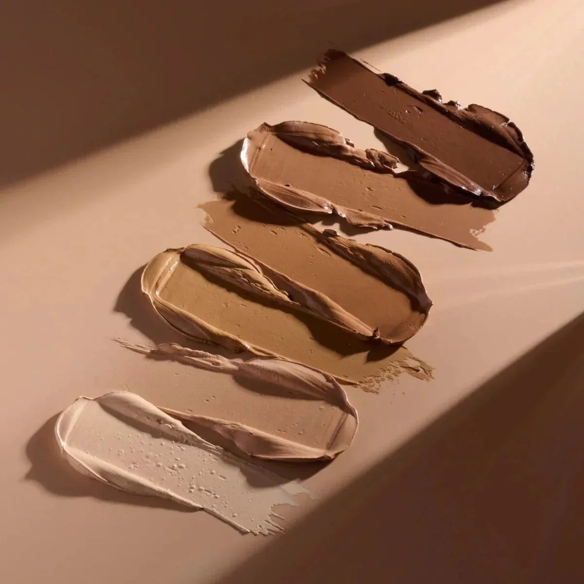 BEAUTY CREATIONS CONTORNO E ILUMINADOR SNATCHURAL