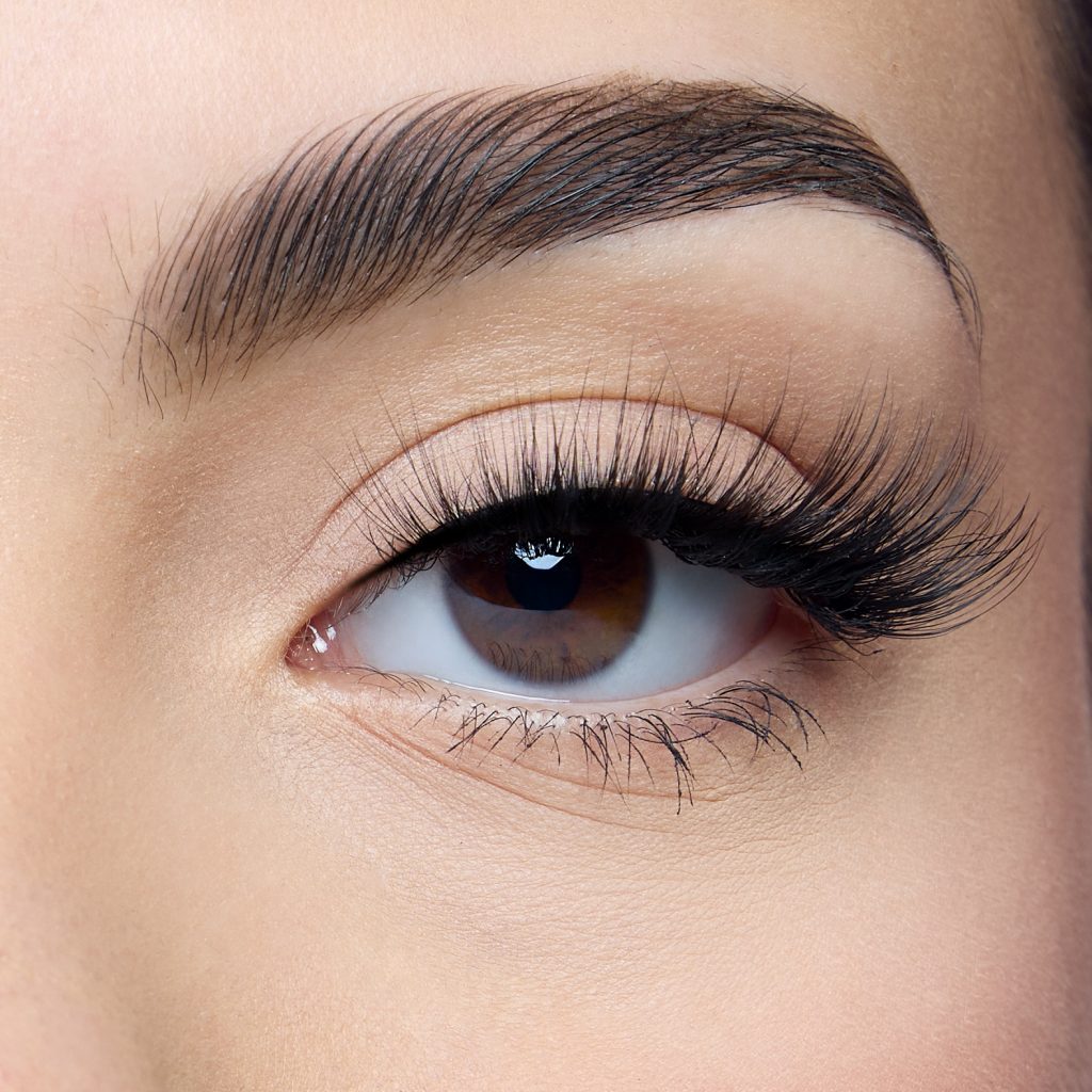 TRUE LASHES PESTAÑA IRREVERENTE