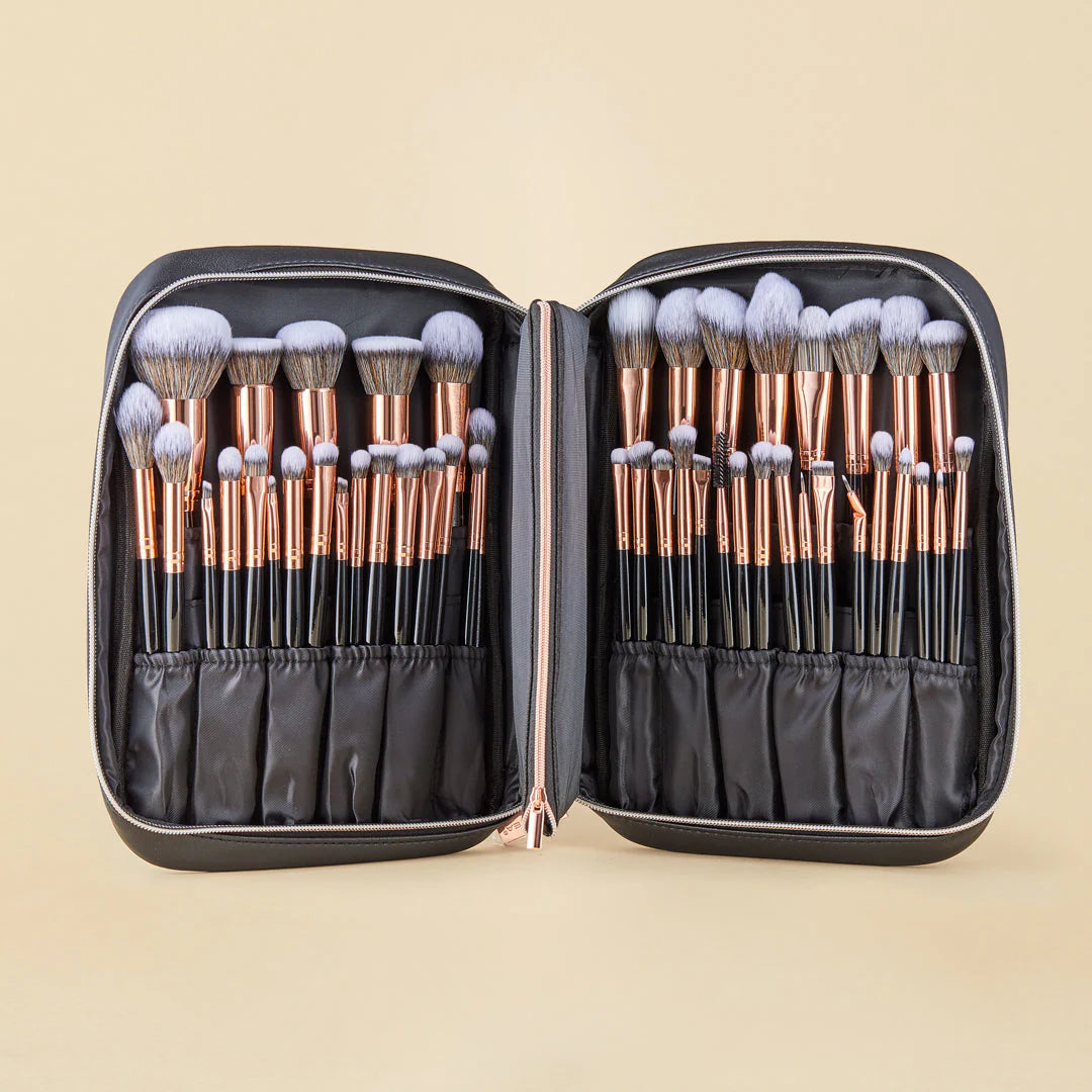 ATENEA KIT DE BROCHAS FLAWLESS C/46 PZAS ATKG-46